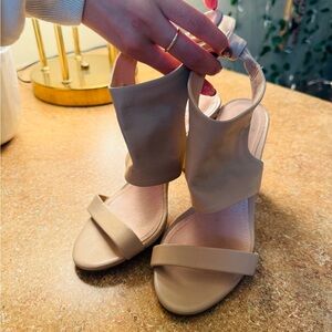 Schutz Cream Women's heels